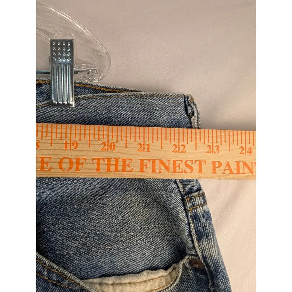 Levis 550 Relaxed Fit‎ Tapered Mens 44x30 Light Wash Blue Distressed Denim Jeans